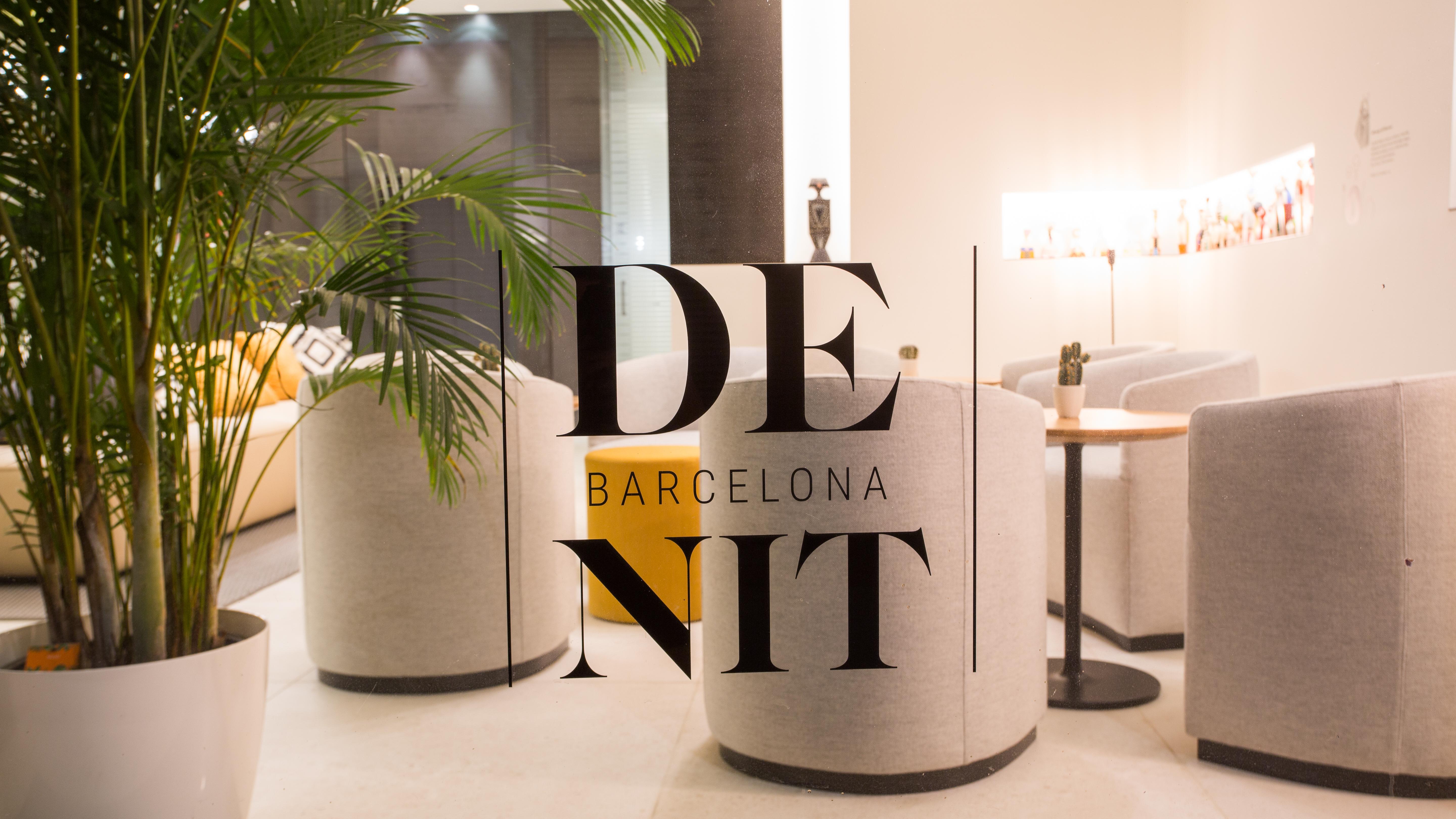 Hotel Denit Barcelone Extérieur photo